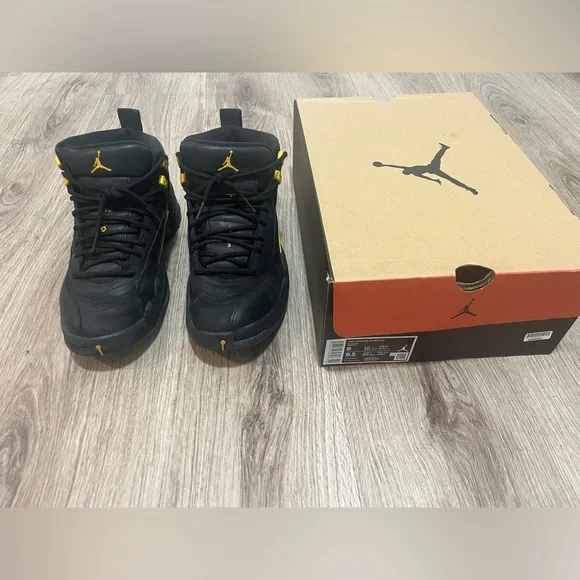 JORDAN 12 RETRO 'BLACK TAXI - Picture 6 of 6